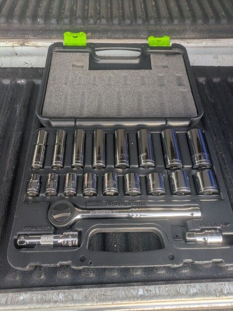 Pittsburgh Socket Set