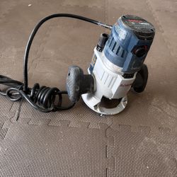 Bosch Plunge Router