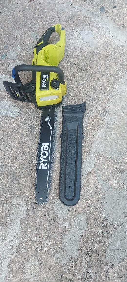 Chainsaw (Tool Only)