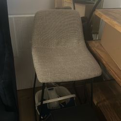 2 High Chair 