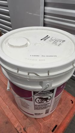 5 gal. BEHR Paint