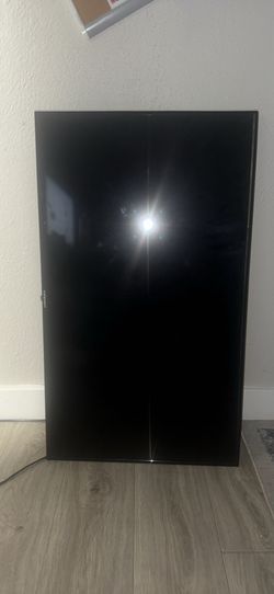 ELEMENT 42 inch TV