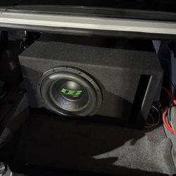 2000w Rms! Deaf Bounce 12, 302 Series. And 1 Inch Thick MDF Box (best Offer Or Trade!) 