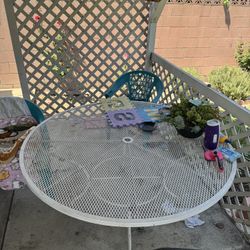 Cast Iron Table And Chairs 