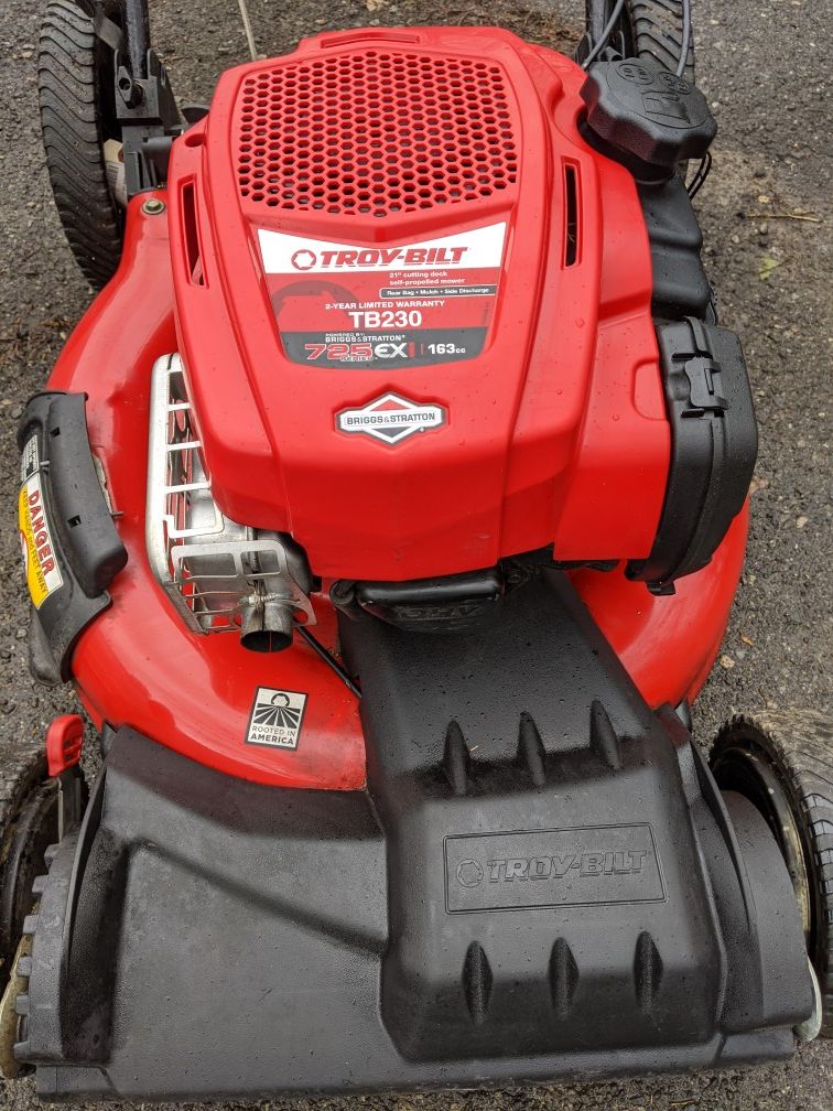TroyBilt lawn mower TB230 7.25ex 163cc runs great selfpropelled no