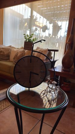 bike clock with small bike
