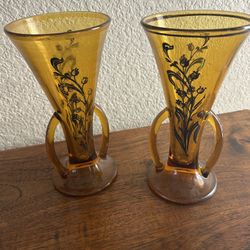 VINTAGE RADIANCE  8 INCH IMPERIAL AMBER* VASE