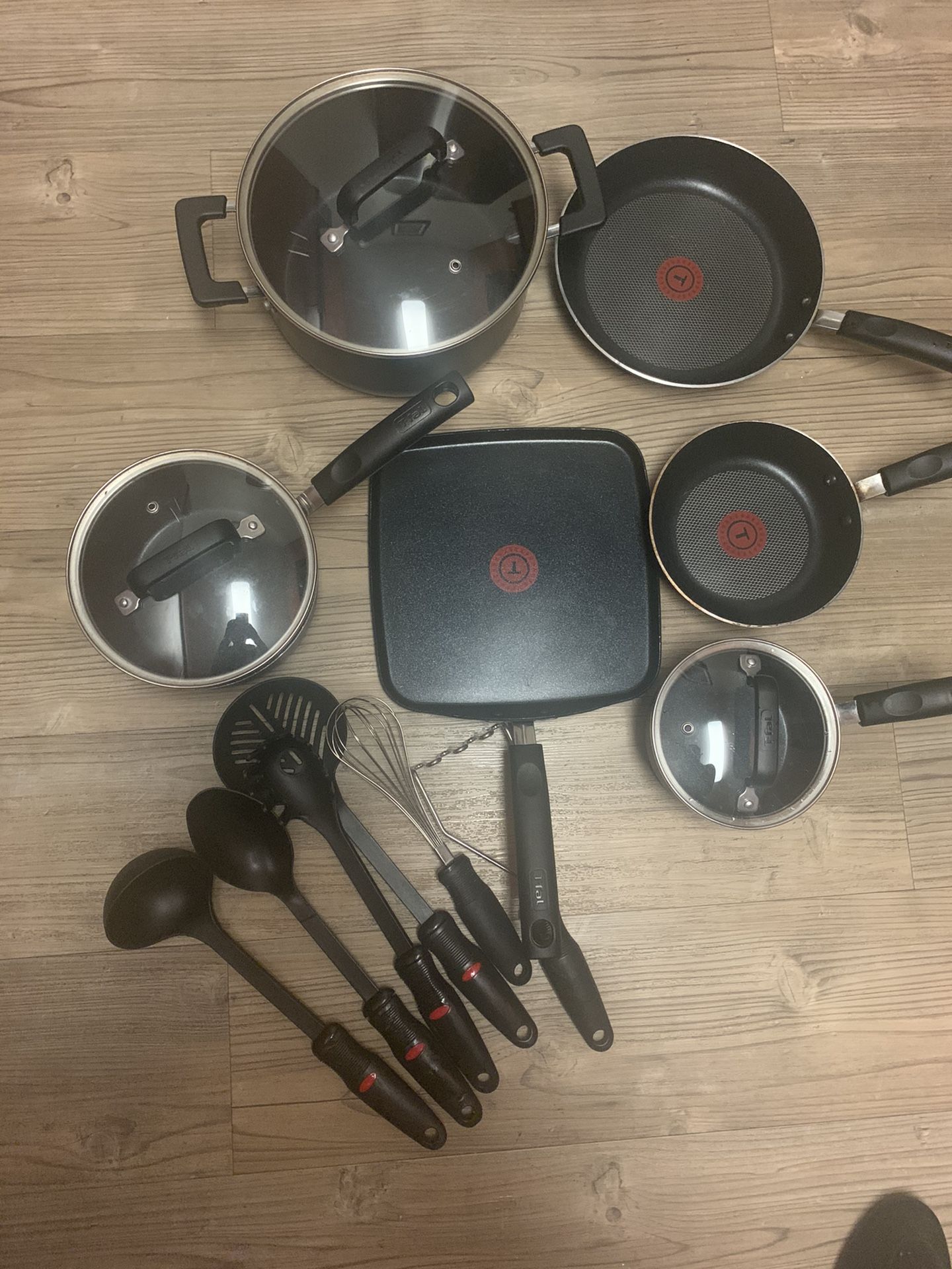 T-FalĀ® Pure Cook Nonstick Aluminum Cookware Set