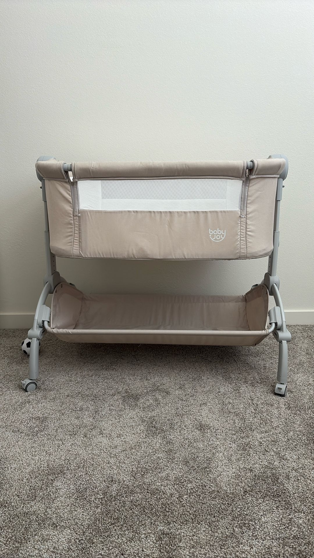 Baby Joy Bassinet