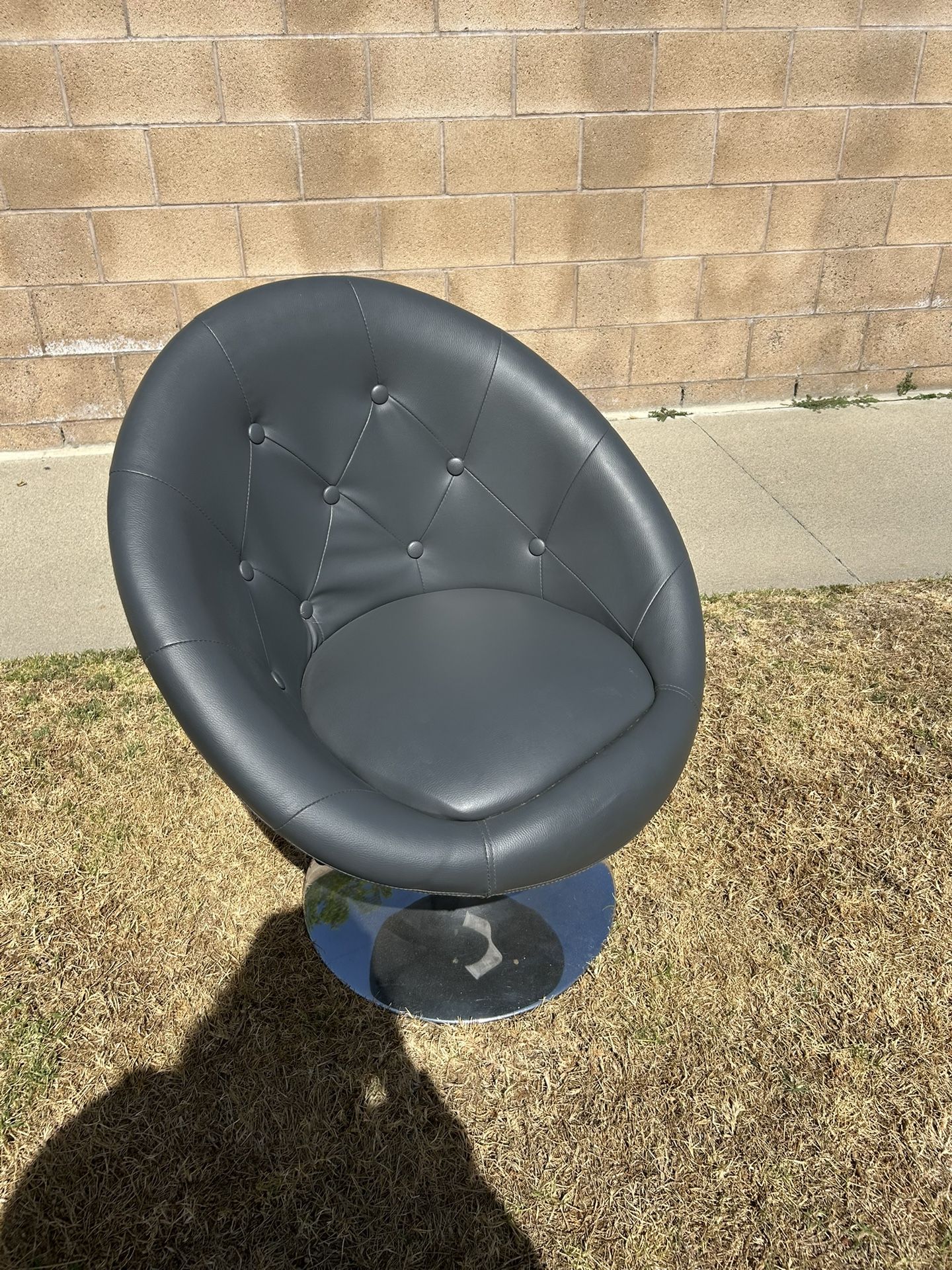 Grey Synthetic Leather Swivel Chair