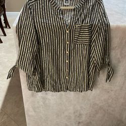 Anne Klein Shirt size Large
