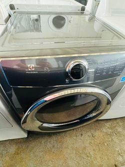 Electrolux Front Load Electric Dryer – Black/Stainless – Great Condition