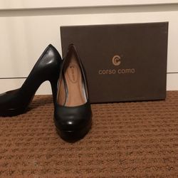 Black High Heel Shoes