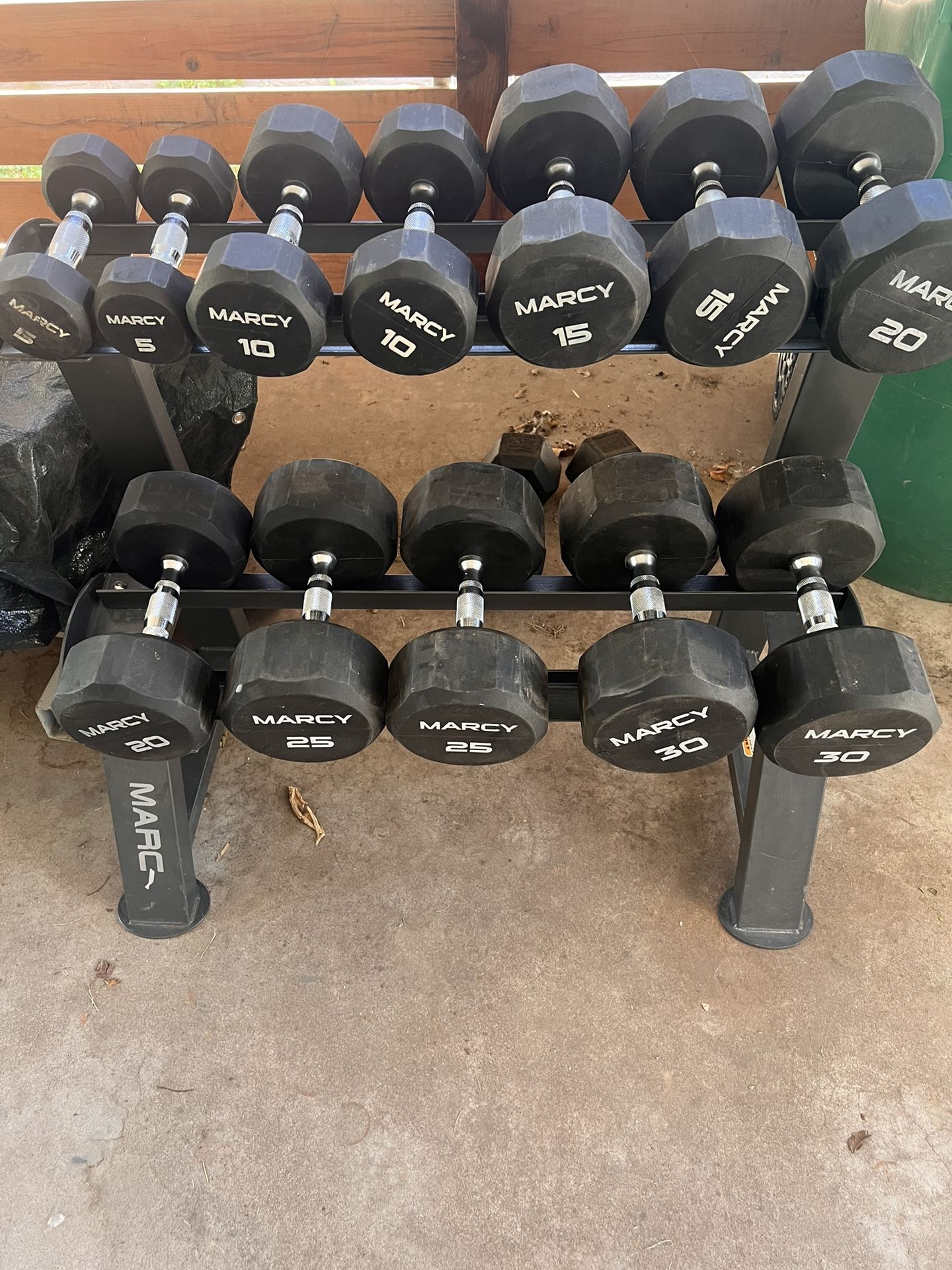 5-30lb dumbbell set and stand