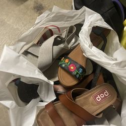 15 To 20 Pair Of Sandals Size 7
