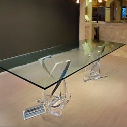 Unique Dinning Table