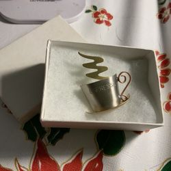 Espresso Brooch
