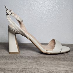 Bridal Woman Heels Ivory Size 7 
