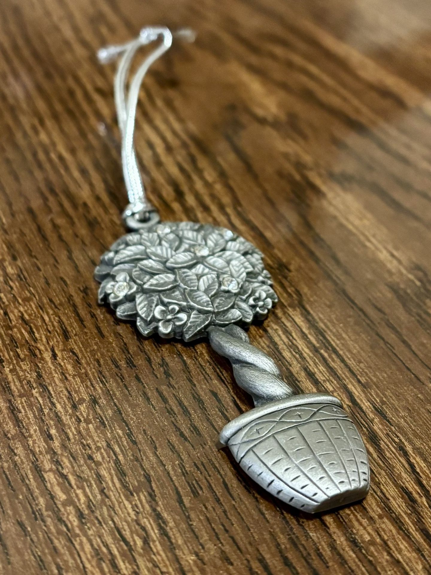 Gloria Duchin Pewter Art Ornament Potted Festive Tree Swarovski Crystal Accents 2001 Vintage