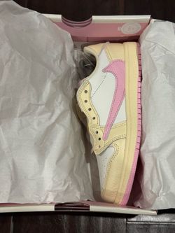 Nike Travis 1