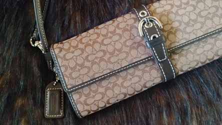 🌠Rare 💯COACH Monogram Wristlet Wallet