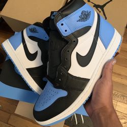 Jordan 1 Unc Toe Size 11m And 5y(6.5W)