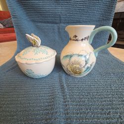 Creamer and Sugar Bowl w/ lid