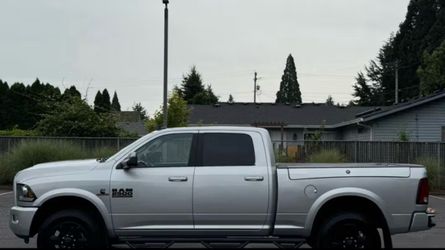 2018 Ram 2500 Laramie Crew Cab 6’4” Box 4WD