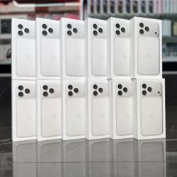 iPhone 17 Pro Max (Silver) Take It Home In Payments/ llévalo a casa en pagos Only $10 Down 