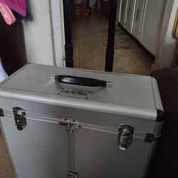  Andis Pet Grooming Portable Case And New Clippers 