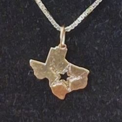 24k Gold Dije. Cadena Silver