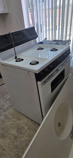 Gas stove