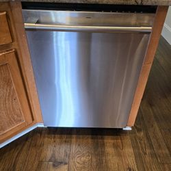 GE Monogram Stainless Steel Dishwasher