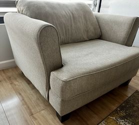 Armchair – Excellent Condition