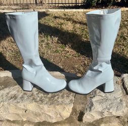 ELLIE White Go-Go Boots – Women’s Size 11