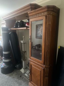 Table and entertainment center $50