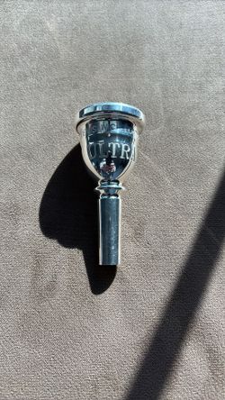 Tuba Mouthpiece / Denis Wick London