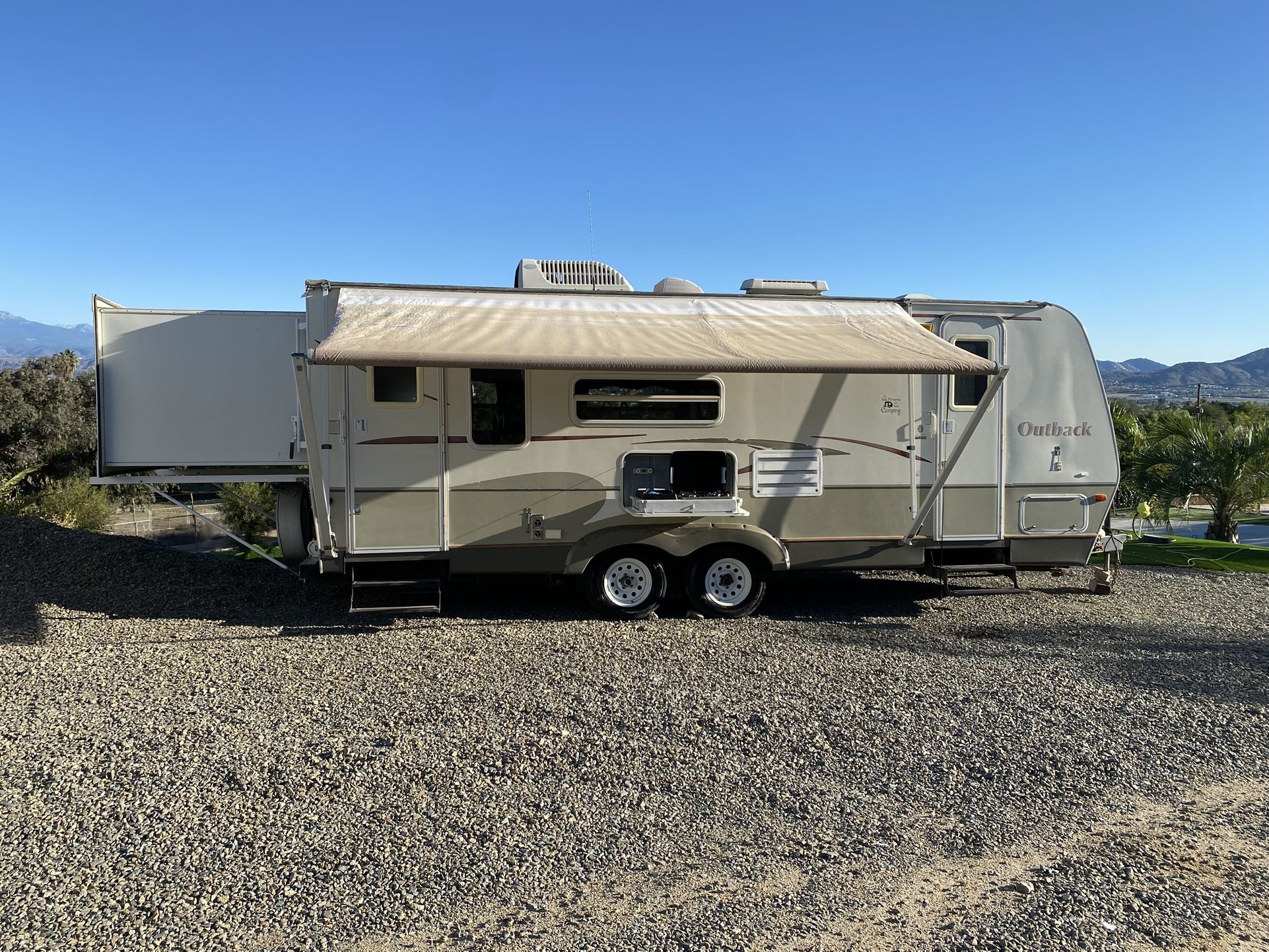 2005 Outback By Keystone 