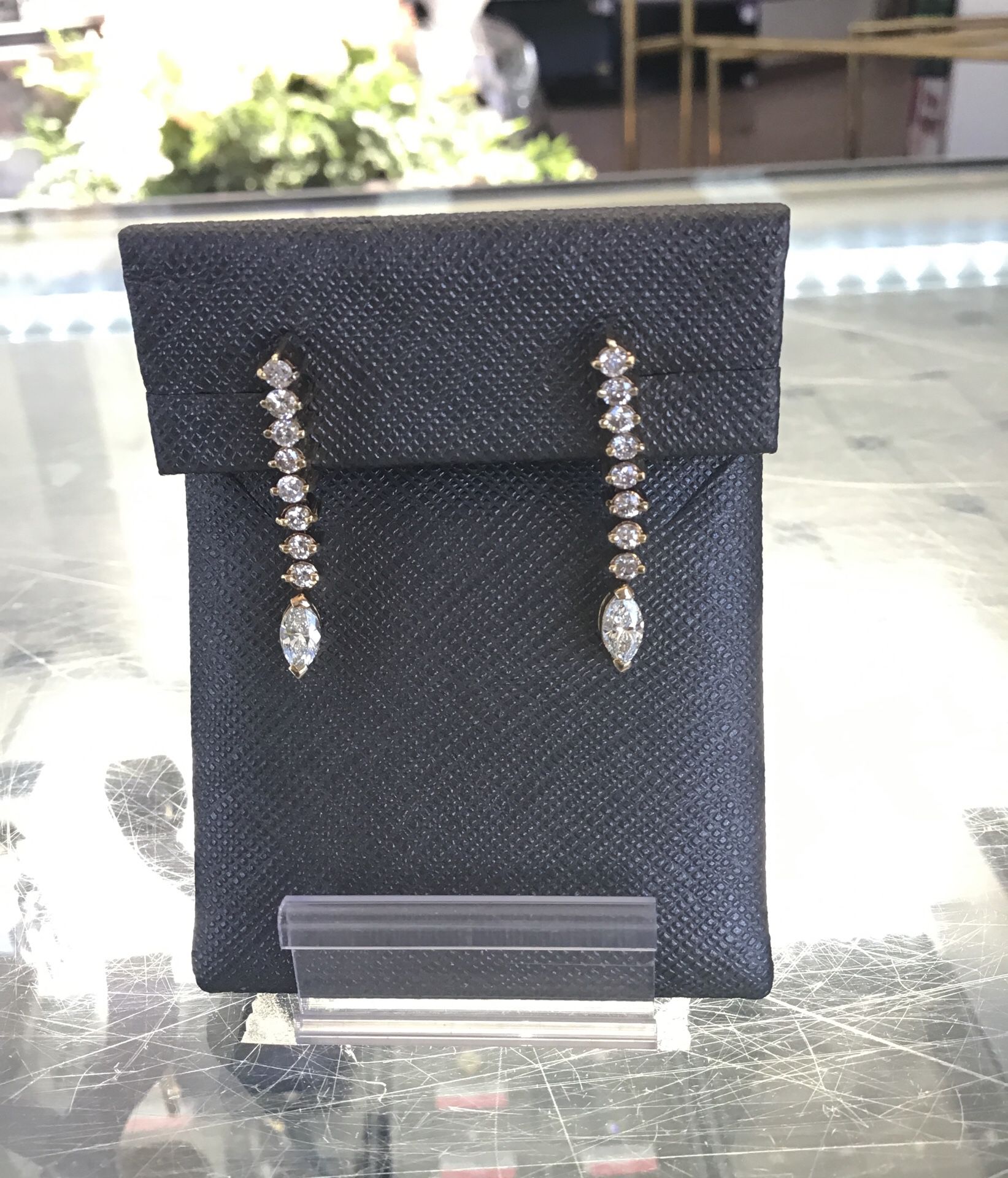 Diamond Earrings 14K
