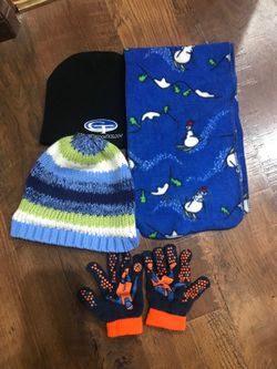 Winter accessories for kids  pickup in Southwest Bakersfield