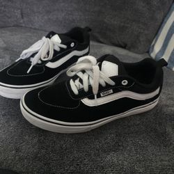 Vans Tennis Shoes