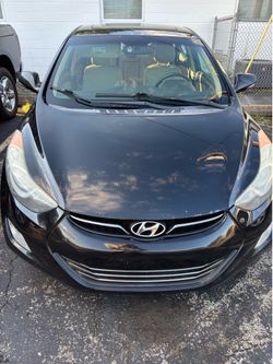 2012 Hyundai Elantra