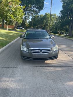 2005 Toyota Avalon