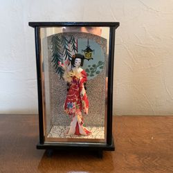 Japanese Doll In Glass Case - Vintage 