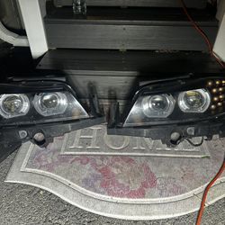 Bmw Headlights E90 Chassis Only 328i 328xi 330i 330xi 335i 335xi “XENON ONLY” 