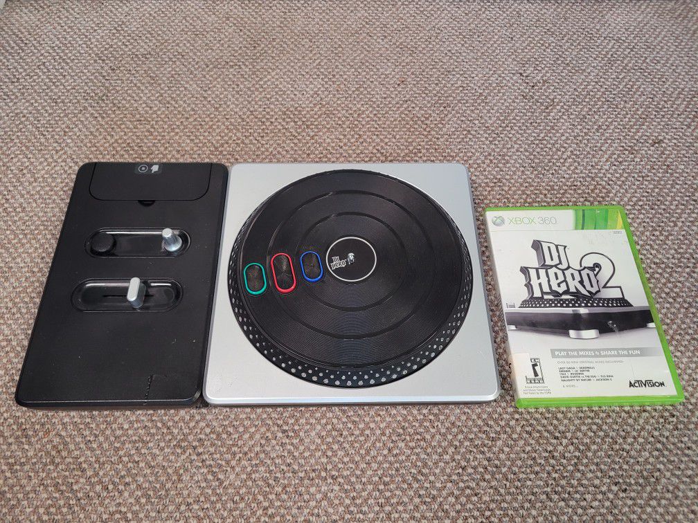 DJ Hero 2 Xbox 360 Bundle