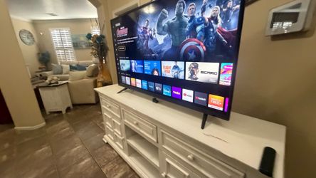 55” Vizio smart TV V-series 4K in excellent condition