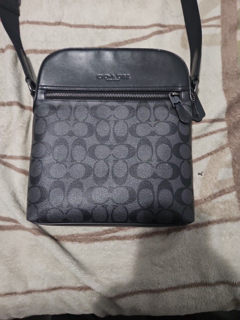 Coach Houston Flight Bag