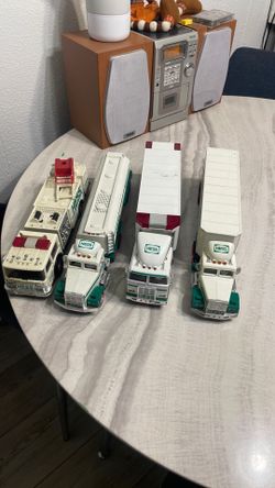 Hess Trailer Tractor Collectibles