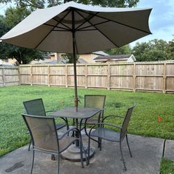 Complete Patio Set – 4 Chairs, Table, Umbrella